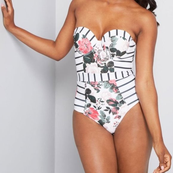 New ModCloth White Stripe Swimsuit - Picture 2 of 5
